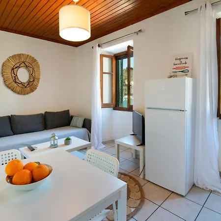 Apartment Dina Lakka (Paxos)
